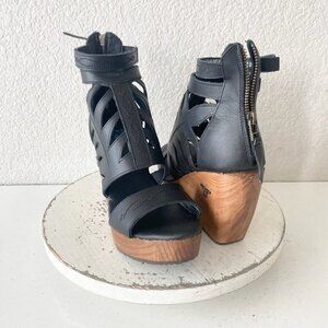 Lane Boots BECCA Womens Black Wedges Sz 8.5 Western Sandals Cowgirl Wooden Heels